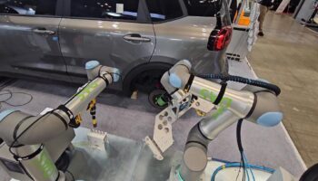 Showcasing the Pickit 3D robot vision capabilities in the automotive industry